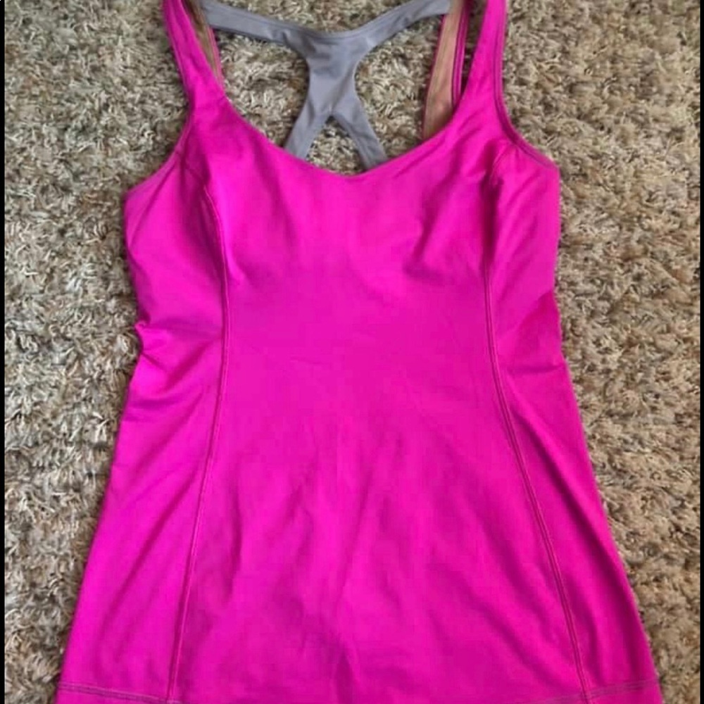 Lululemon tank size 6